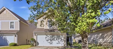 8335 Wallace Glen Dr, Charlotte, NC 28212