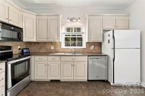 Kitchen - 1247 Trailstream Dr, Lancaster, SC 29720 photo 3 of 3