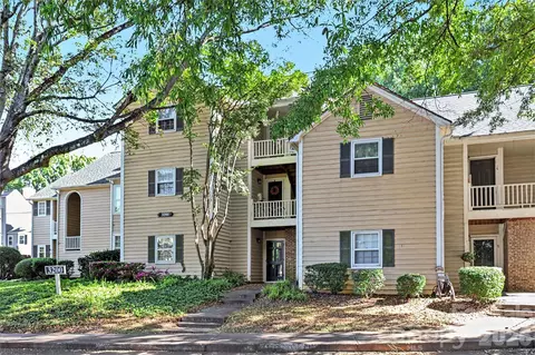3200 Selwyn Farms 2 Ln #2, Charlotte, NC 28209
