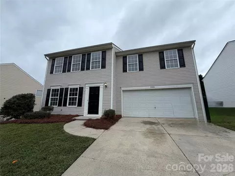 2334 Apple Glen Ln, Charlotte, NC 28269