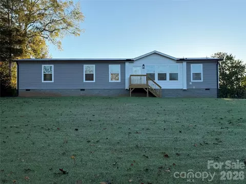 144 Peridot Dr, Statesville, NC 28625