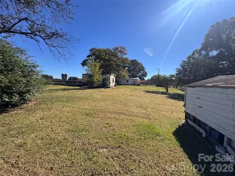 2933 Bert Williams Rd, Monroe, NC 28110 photo 4