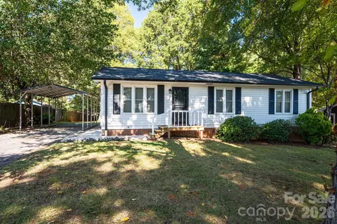Exterior - 413 E Klutz St, Maiden, NC 28650 photo 3 of 12