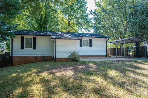 Exterior - 413 E Klutz St, Maiden, NC 28650 photo 9 of 12