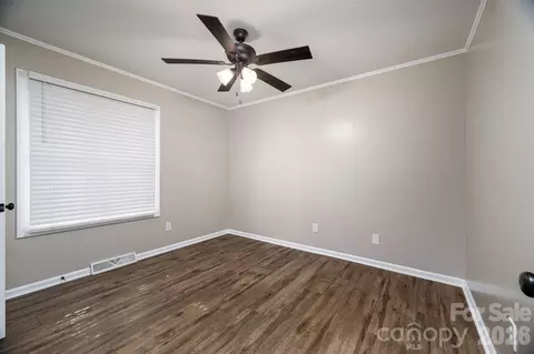 Bedroom - 413 E Klutz St, Maiden, NC 28650 photo 5 of 5