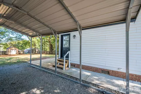 Exterior - 413 E Klutz St, Maiden, NC 28650 photo 12 of 12