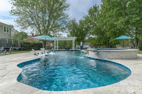 16647 Greenfarm Rd, Huntersville, NC 28078