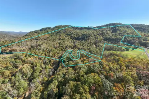 447 Hog Rock Rd, Hendersonville, NC 28792