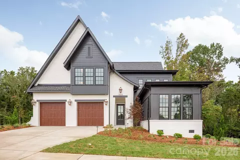 5549 Fairview Rd, Charlotte, NC 28209