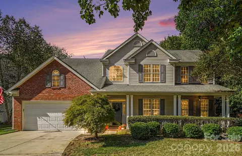 8610 Ellington Park Dr, Charlotte, NC 28277