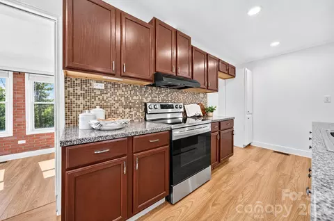 Kitchen - 892 Taylor Dr, Lancaster, SC 29720 photo 3 of 3