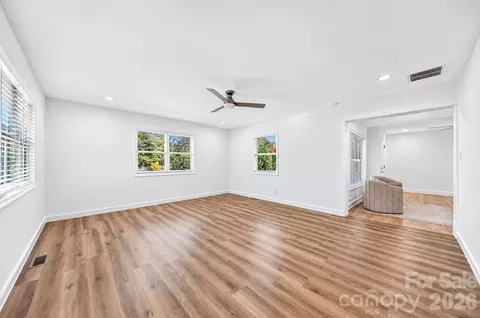 Living - 892 Taylor Dr, Lancaster, SC 29720 photo 5 of 6