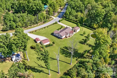 View/Area - 892 Taylor Dr, Lancaster, SC 29720 photo 4 of 5