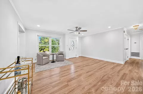 Living - 892 Taylor Dr, Lancaster, SC 29720 photo 1 of 6
