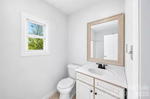 Bath - 892 Taylor Dr, Lancaster, SC 29720 photo 6 of 6