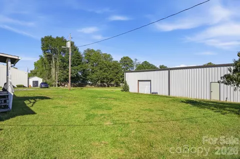 706 Old North Main St, Clover, SC 29710 photo 40