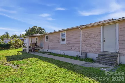 706 Old North Main St, Clover, SC 29710 photo 37