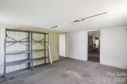706 Old North Main St, Clover, SC 29710 photo 31