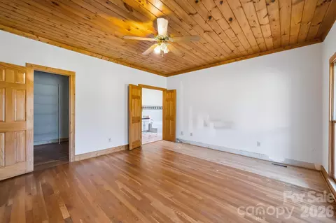 Living - 1130 Beamguard Rd, Clover, SC 29710 photo 6 of 7