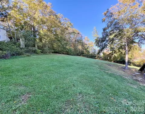 89 Mills Gap Rd, Asheville, NC 28803