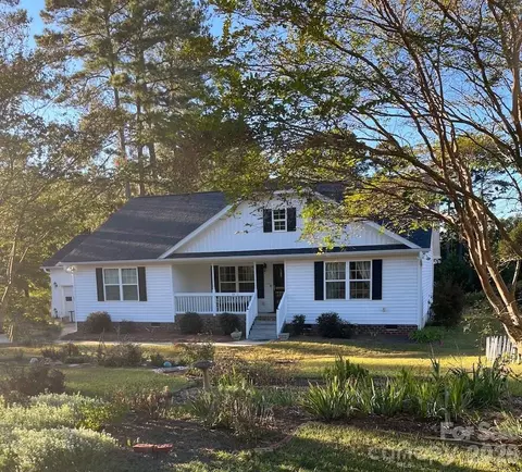 828 Idlewild Dr, Rock Hill, SC 29732