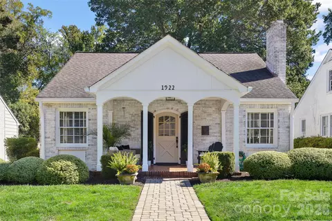 1922 Club Rd, Charlotte, NC 28205