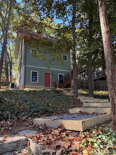 35 Hibriten Rd, Asheville, NC 28801