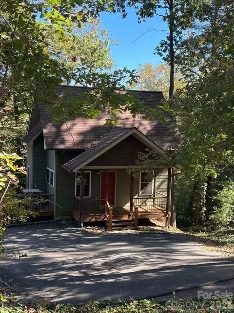 35 Hibriten Rd, Asheville, NC 28801