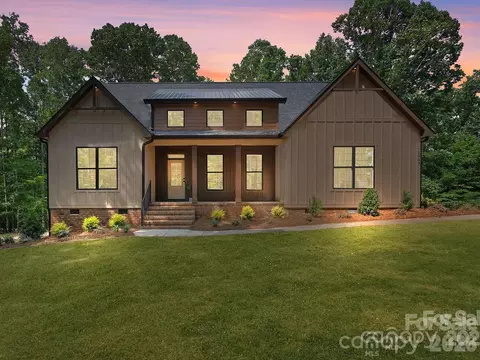 2943 Sparrow Springs Rd, Gastonia, NC 28052