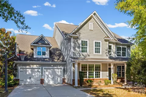 1677 Fairntosh Dr, Fort Mill, SC 29715
