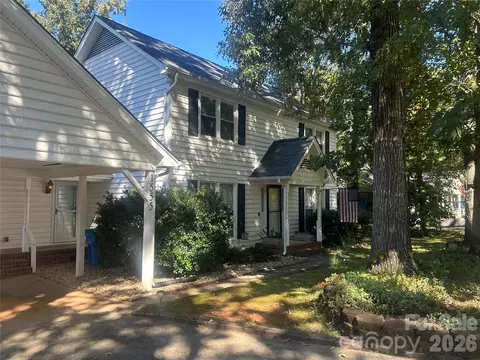 1555 Brookbend Ct, Fort Mill, SC 29715