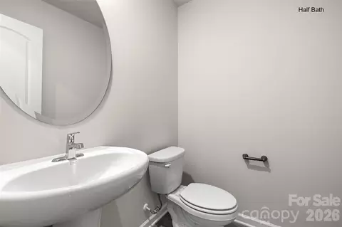 Bath - 1699 Evans Dr, Lancaster, SC 29720 photo 5 of 5