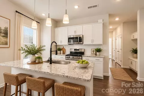 4714 Lakeview Rd, Charlotte, NC 28216