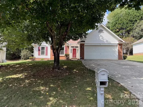 137 Citation Dr, Mooresville, NC 28117