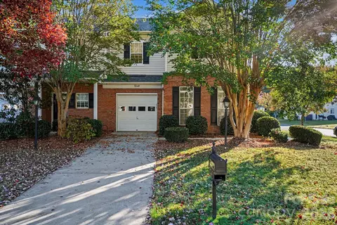 5349 Johnston Mill Ct, Charlotte, NC 28269