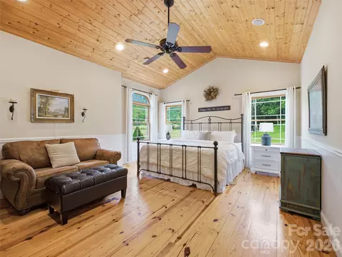 227 Black Bear Cv, Clyde, NC 28721 photo 15