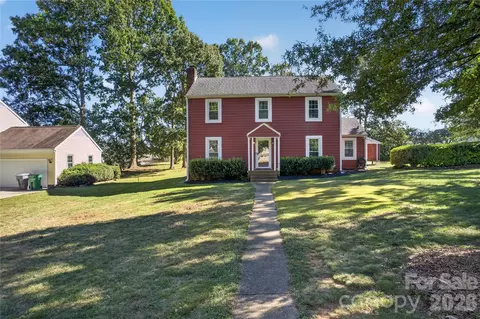 12008 Parks Farm Ln, Charlotte, NC 28277