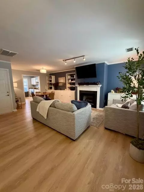8331 Brickle Ln, Huntersville, NC 28078