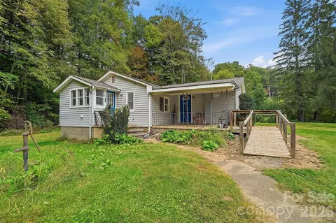 1015 Mundy Field Rd, Canton, NC 28716