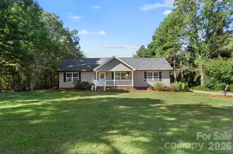 40237 Palmerville Rd, New London, NC 28127