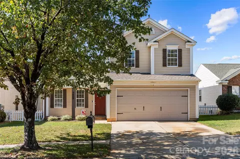 7909 Paper Birch Rd, Charlotte, NC 28215