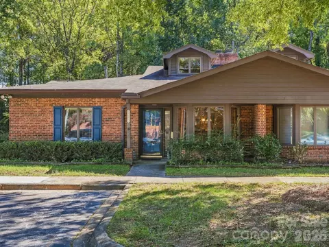 5429 Sharon Rd, Charlotte, NC 28210