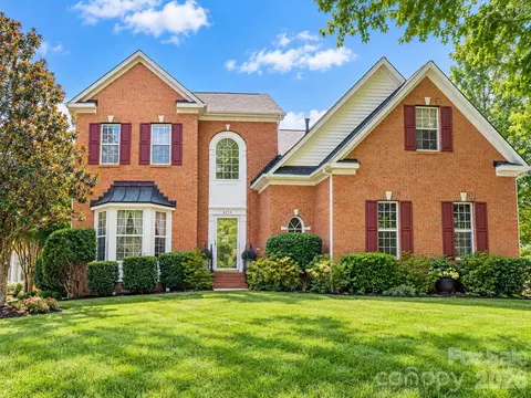 6216 Creek Breeze Rd, Charlotte, NC 28269