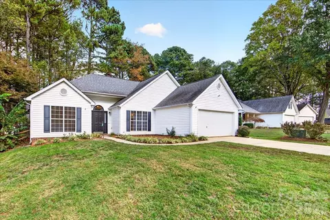9115 Pine Springs Ct, Huntersville, NC 28078