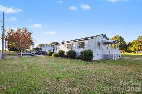 11504 Moores Chapel Rd, Charlotte, NC 28214