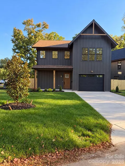 3850 Avalon Ave, Charlotte, NC 28208