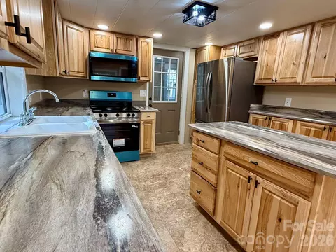 Kitchen - 105 Painter St, Sylva, NC 28779 photo 5 of 6