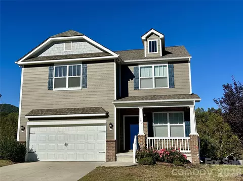 182 Marathon Ln, Candler, NC 28715