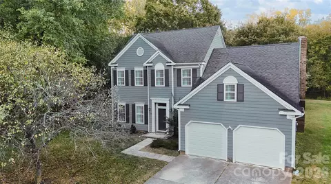 7334 Reynard Ln, Charlotte, NC 28215