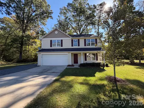 658 Buckskin Rd, Oakboro, NC 28129